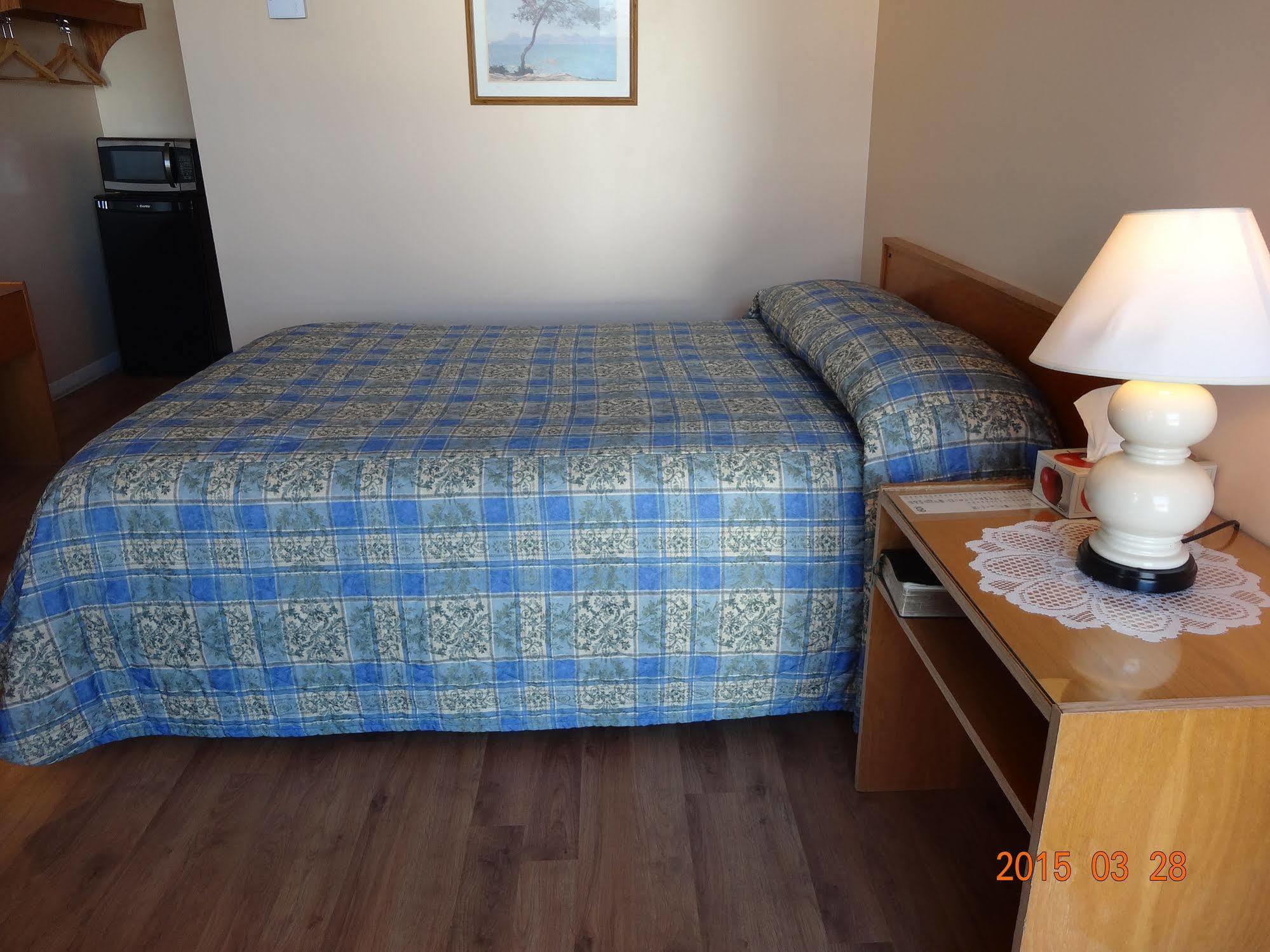 Motel Lyse Римуски Экстерьер фото